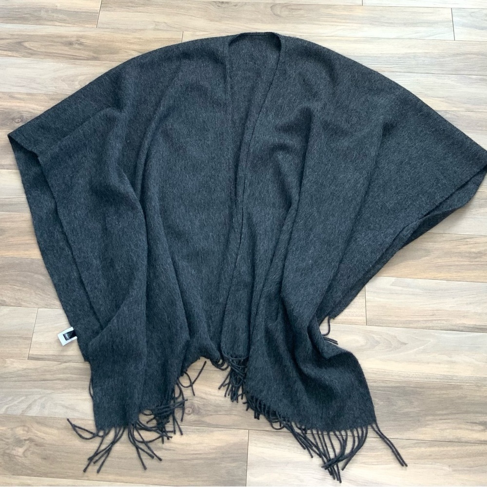 Portolano Lambswool Grey Shawl - Picture 5 of 5